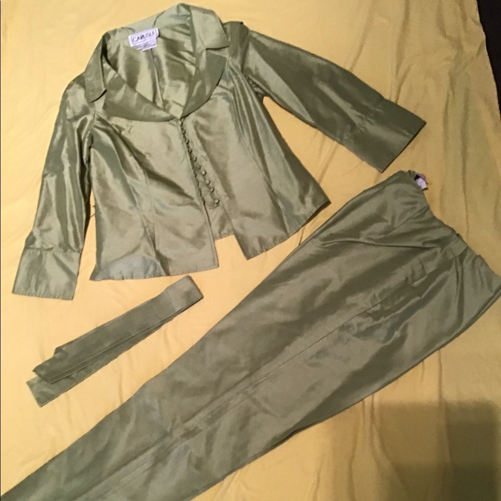 CARLISLE 100% Silk pant suit